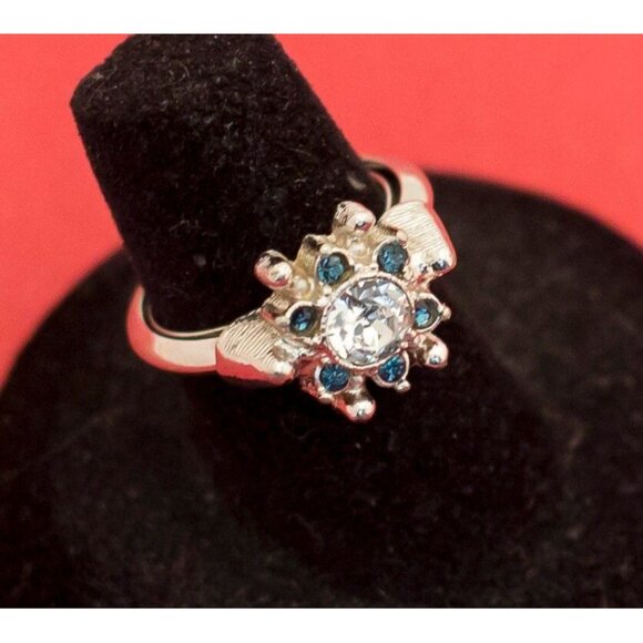 Art Deco Sapphire Avon Ring Size 7.5 F13 - Picture 2 of 4